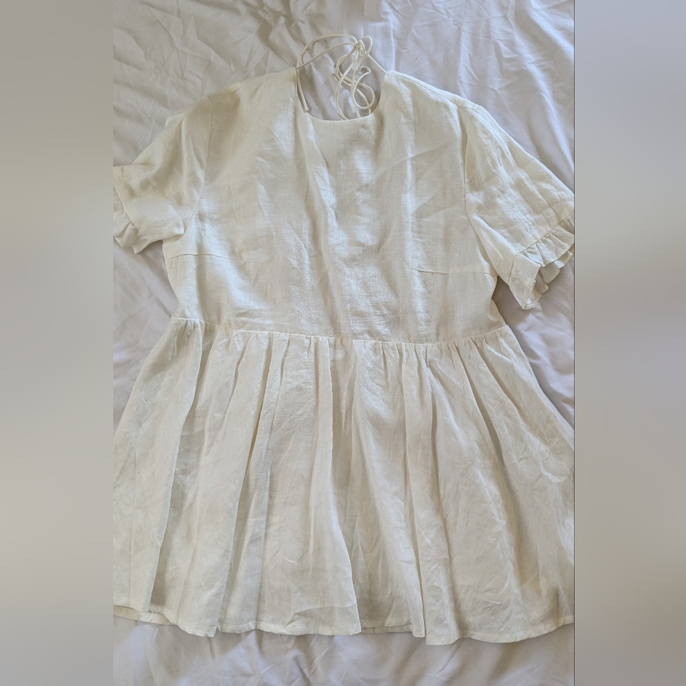 By Egreis white babydoll top